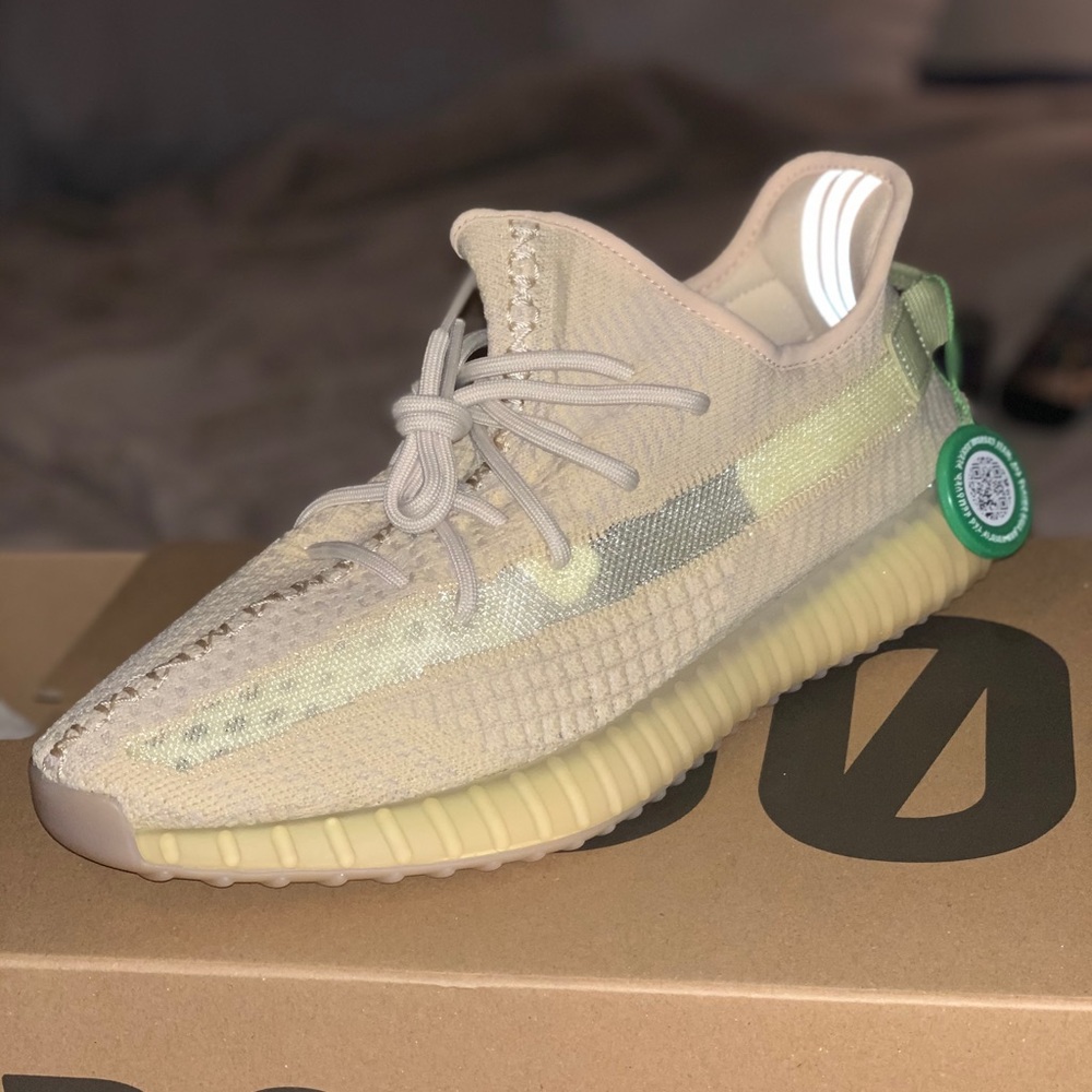 Yeezy Boost 350 V2 FLAX BRAND NEW SZ 10